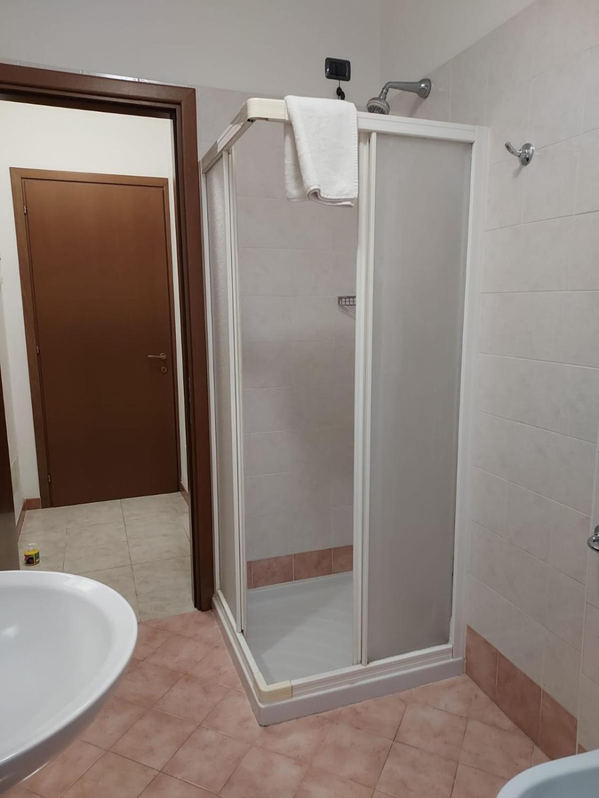 Vida Loca Apartments La Meridiana بسكييرا ديل غاردا المظهر الخارجي الصورة